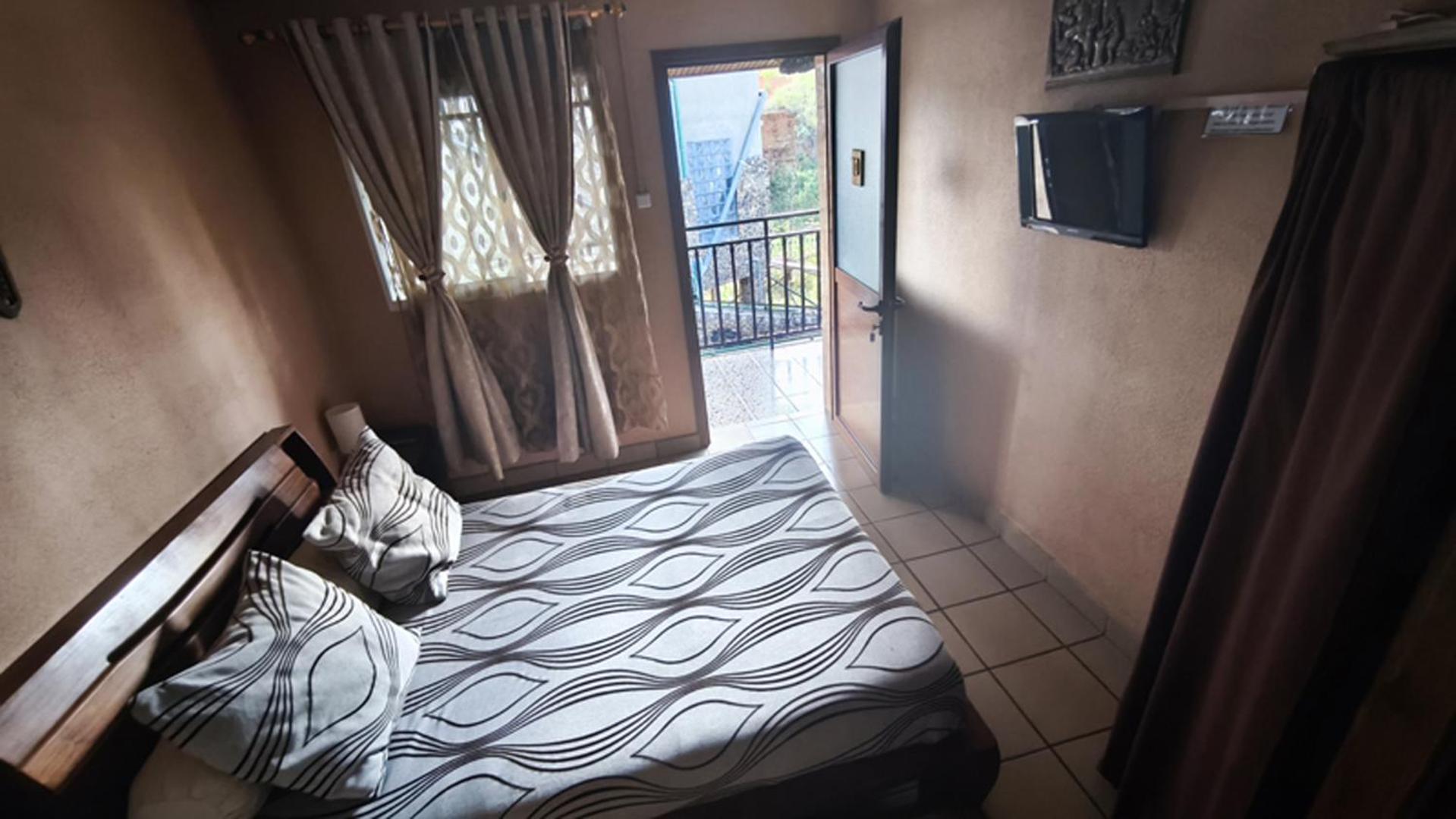 Hotel Restaurant Le Miamiam Glouglou Ambositra Extérieur photo