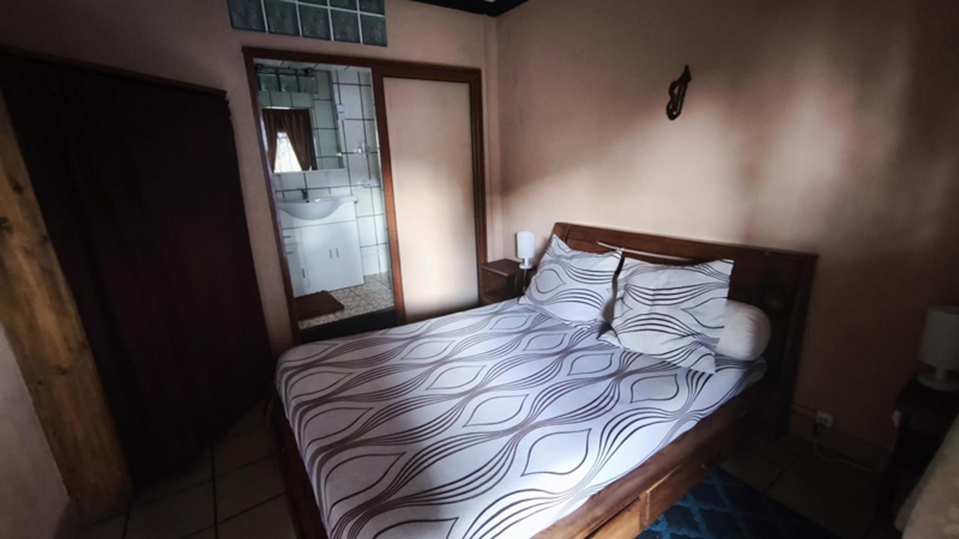Hotel Restaurant Le Miamiam Glouglou Ambositra Extérieur photo