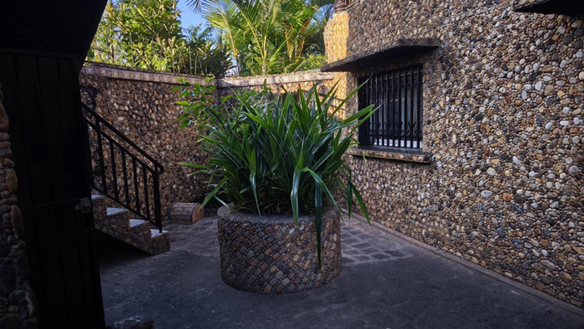Hotel Restaurant Le Miamiam Glouglou Ambositra Extérieur photo