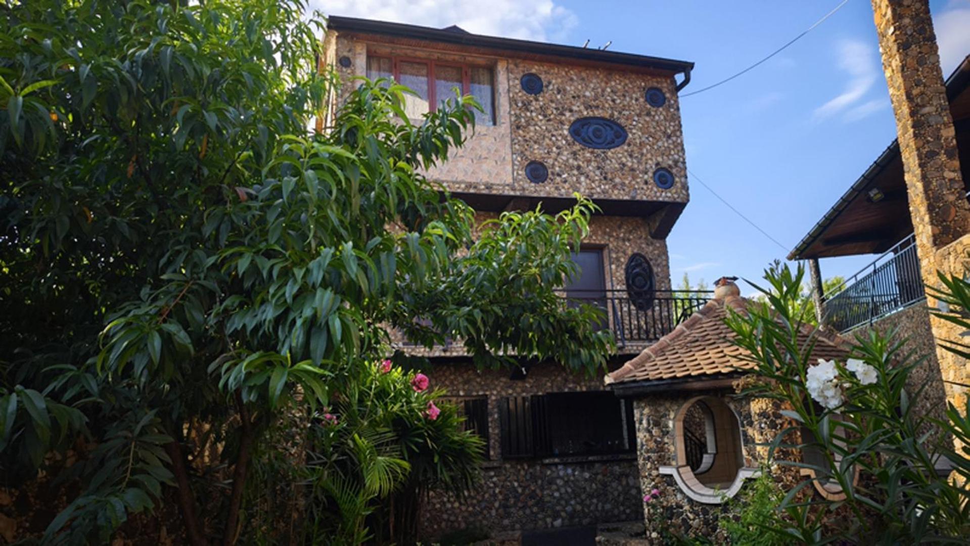 Hotel Restaurant Le Miamiam Glouglou Ambositra Extérieur photo